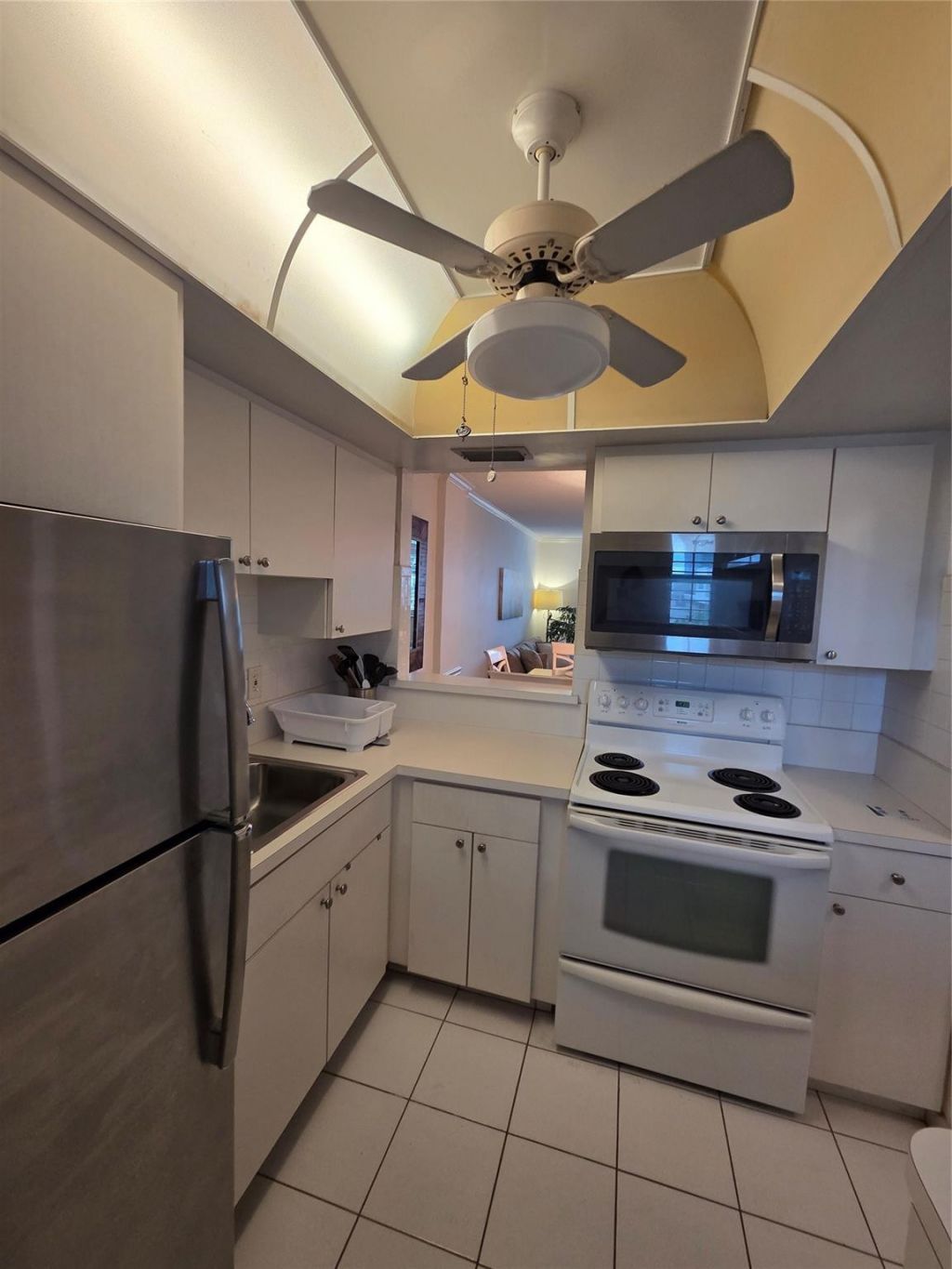 1333 E Hallandale Beach Boulevard, Unit 305, Hallandale Beach, FL 33009 Photo