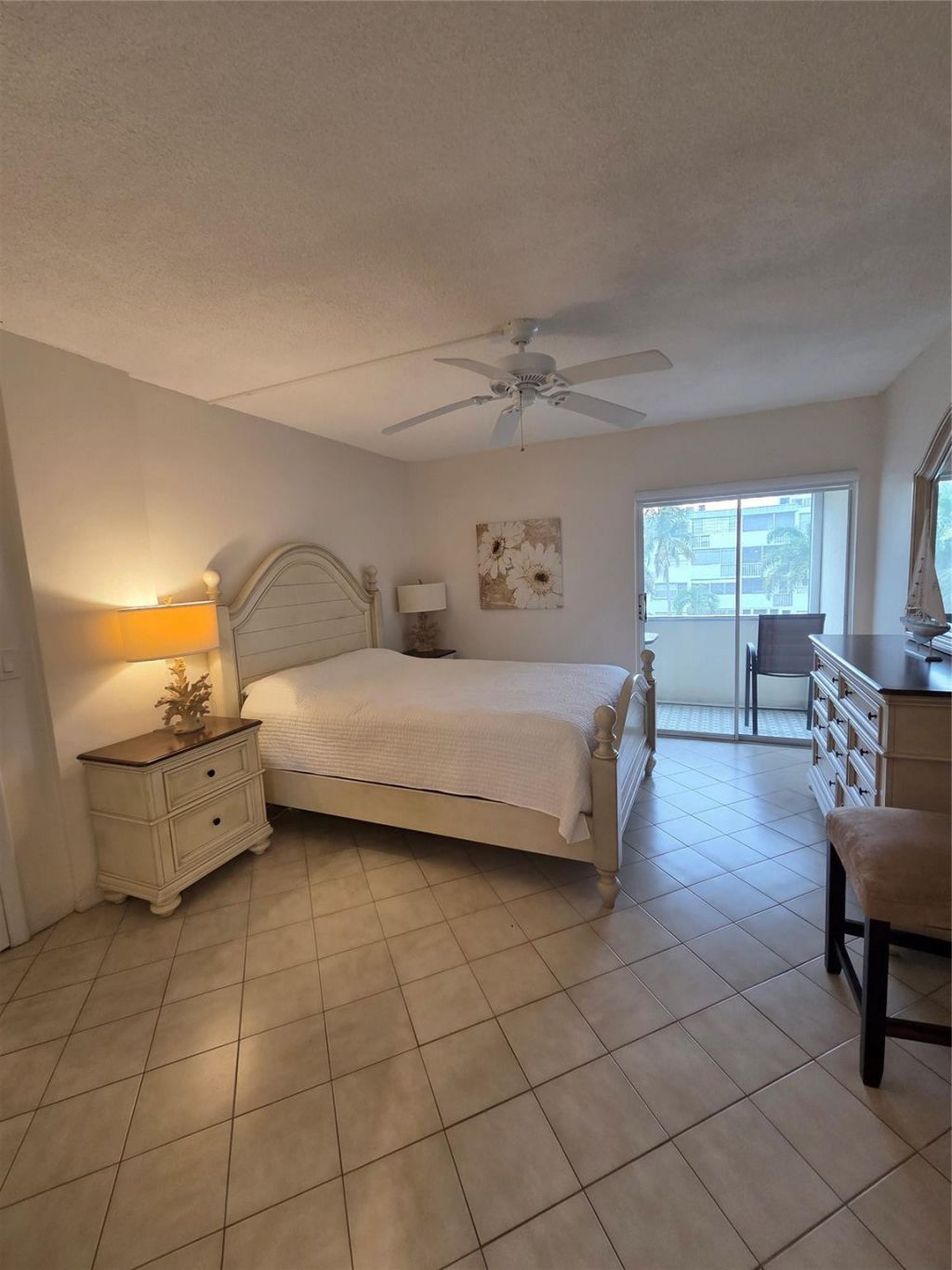 1333 E Hallandale Beach Boulevard, Unit 305, Hallandale Beach, FL 33009 Photo