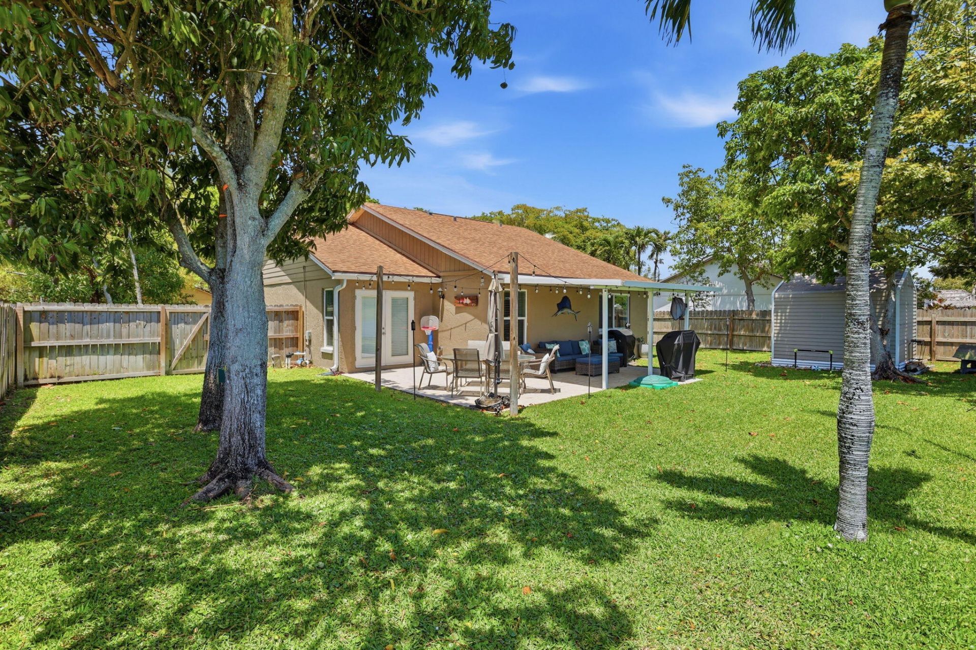 1392 Thornridge Lane, Royal Palm Beach, FL 33411 Photo