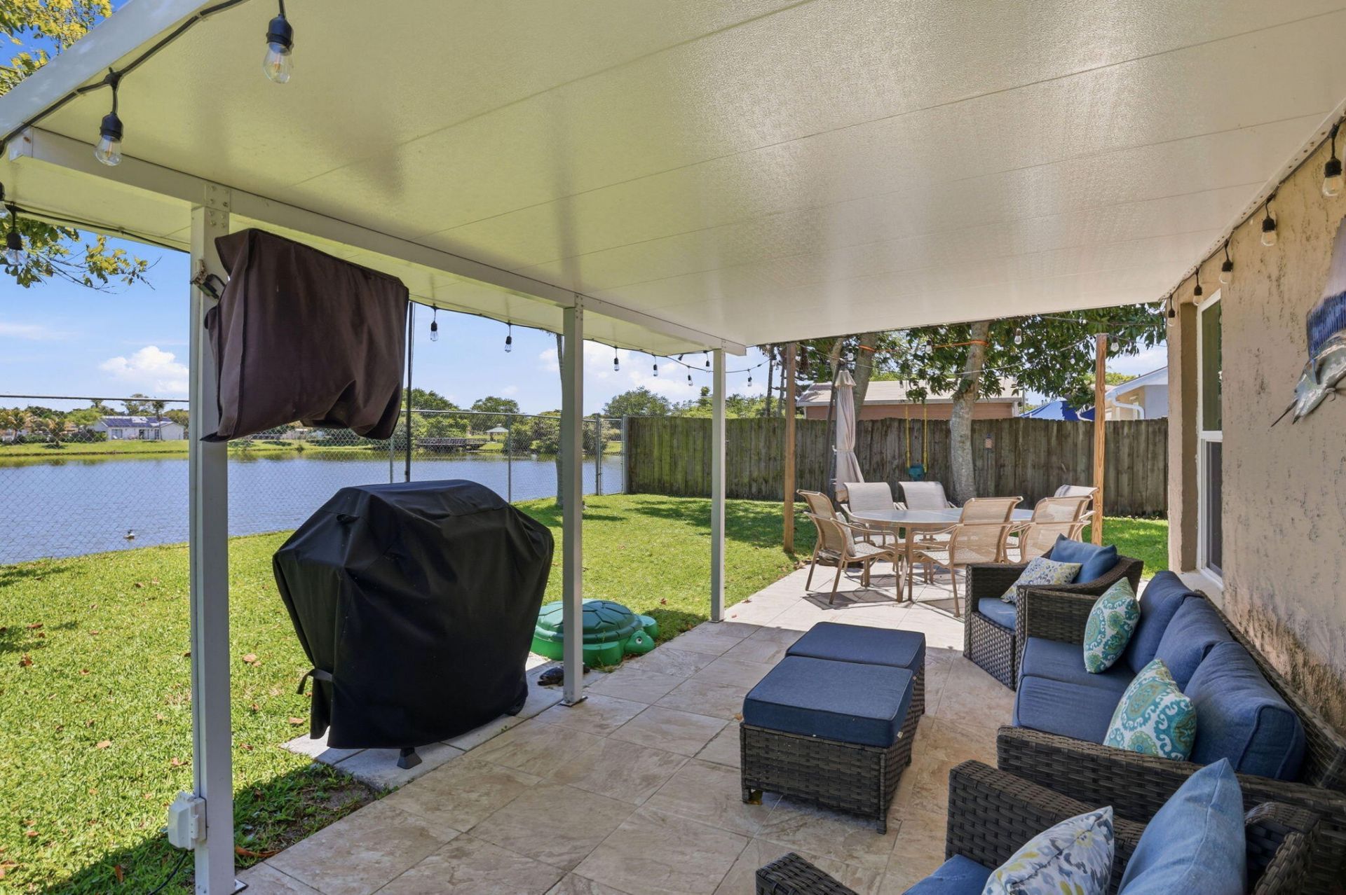 1392 Thornridge Lane, Royal Palm Beach, FL 33411 Photo
