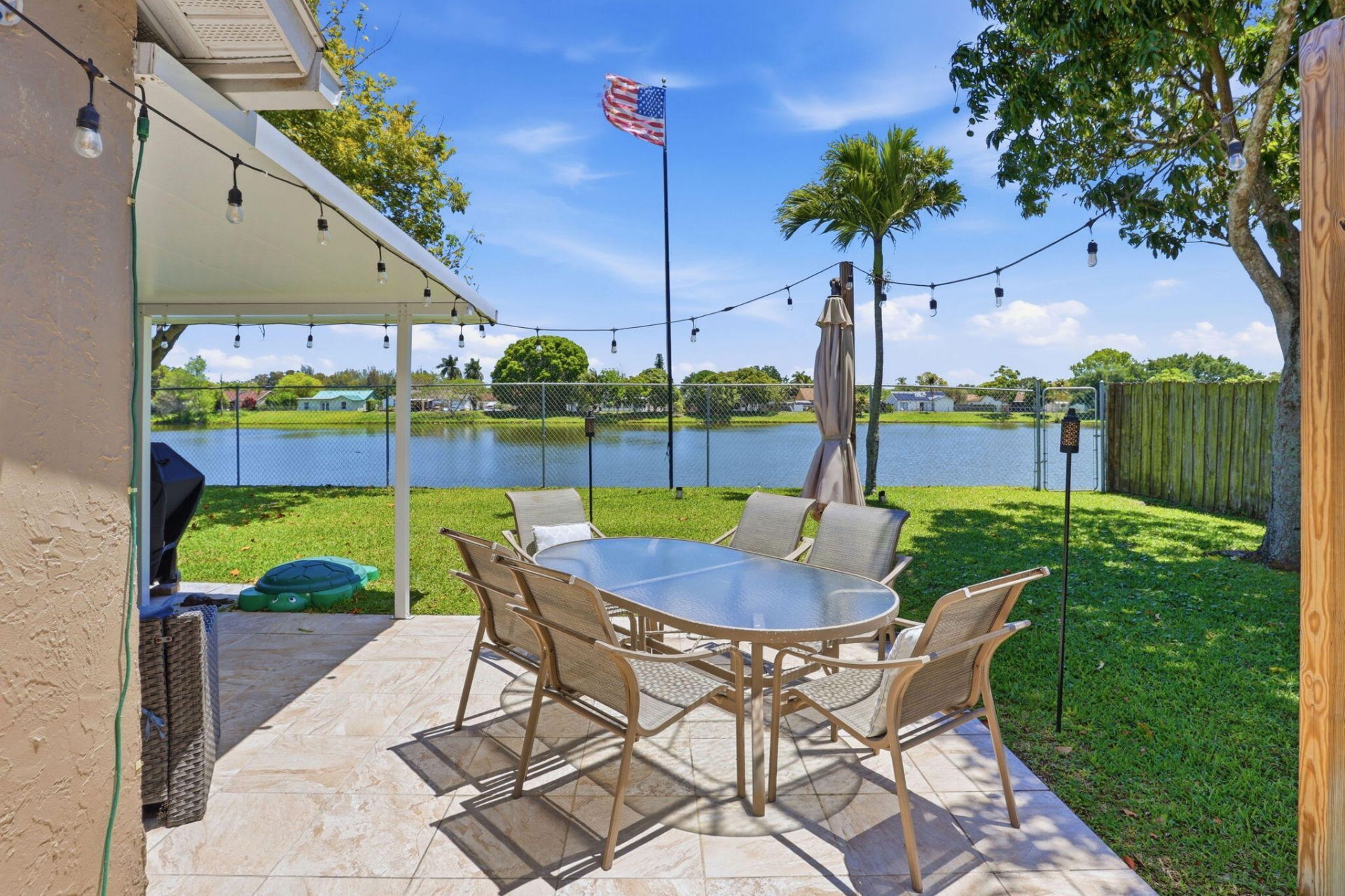 1392 Thornridge Lane, Royal Palm Beach, FL 33411 Photo