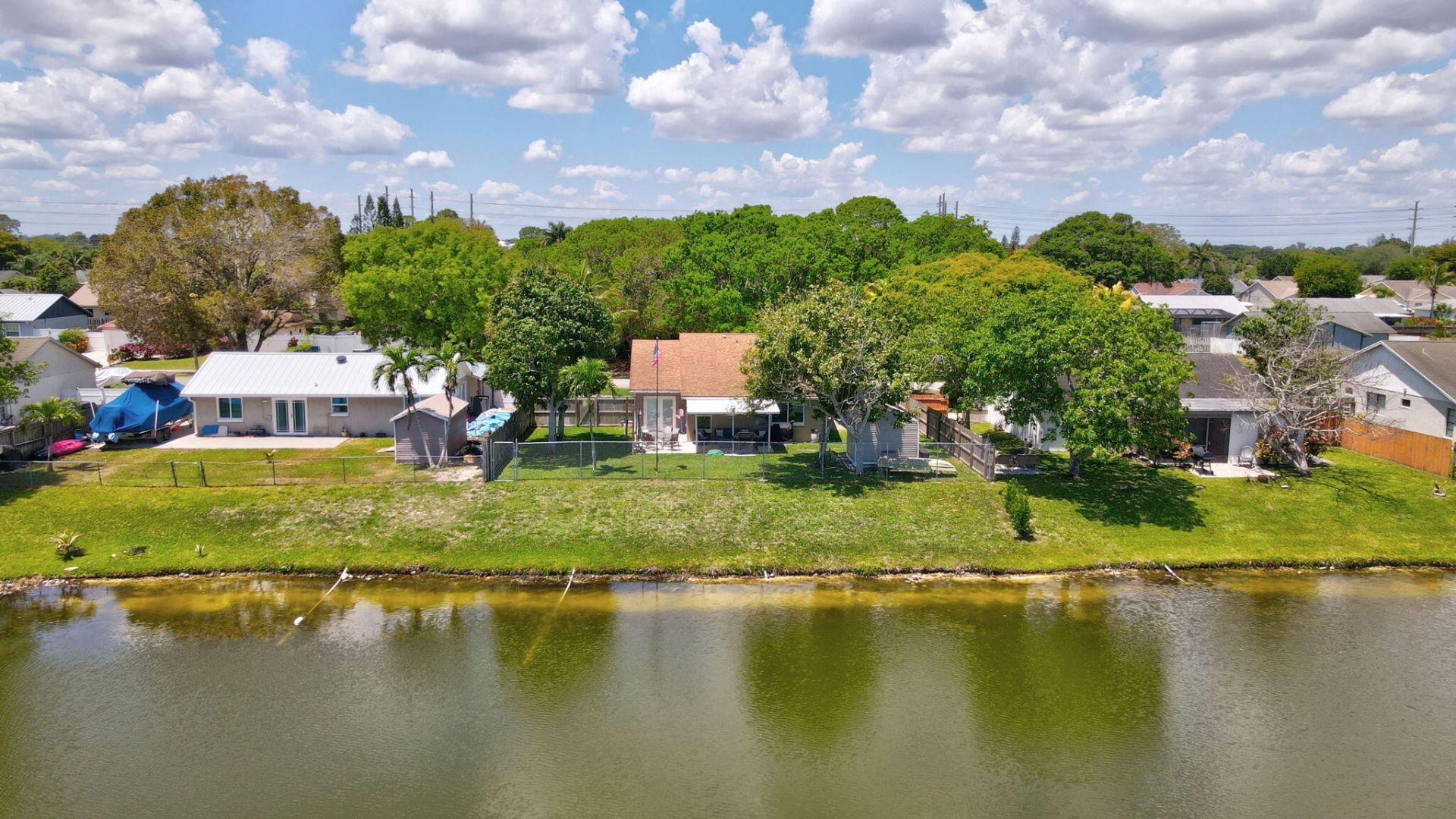 1392 Thornridge Lane, Royal Palm Beach, FL 33411 Photo