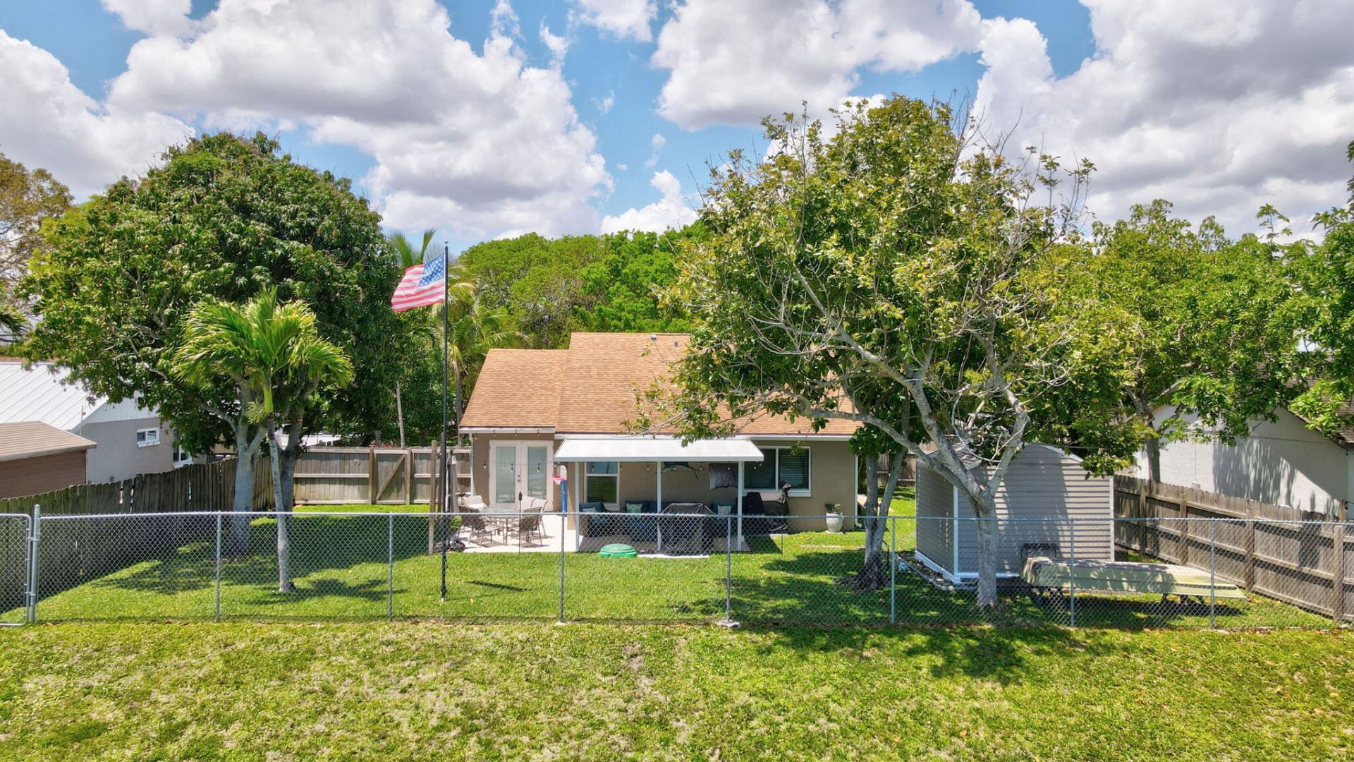 1392 Thornridge Lane, Royal Palm Beach, FL 33411 Photo