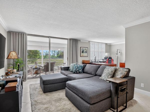 6300 NW 2nd Avenue, Unit 306, Boca Raton, FL 33487