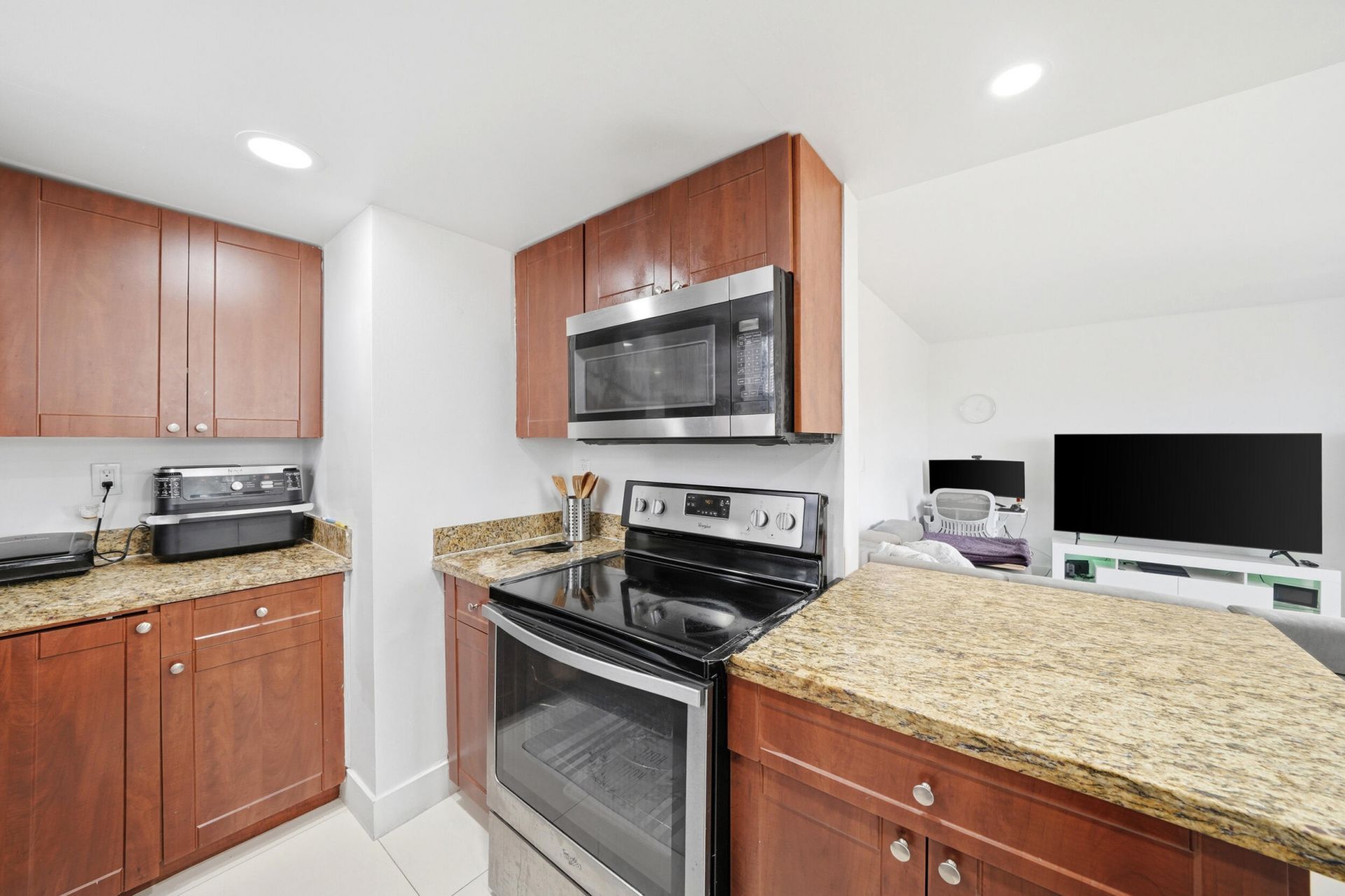 1221 SW 122nd Avenue, Unit 401, Miami, FL 33184 Photo