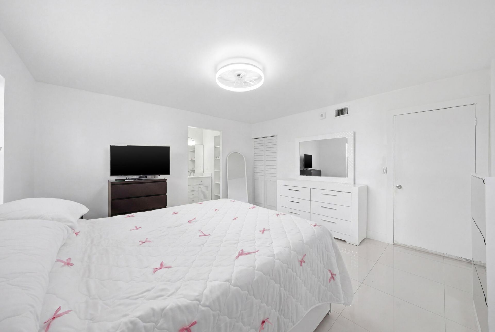 1221 SW 122nd Avenue, Unit 401, Miami, FL 33184 Photo