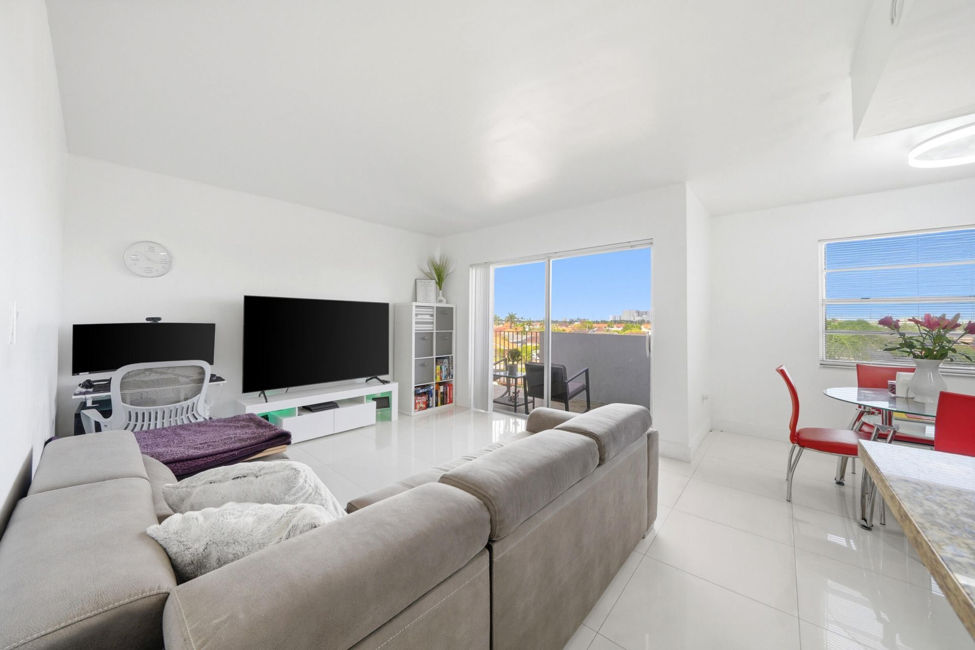 1221 SW 122nd Avenue, Unit 401, Miami, FL 33184 Photo