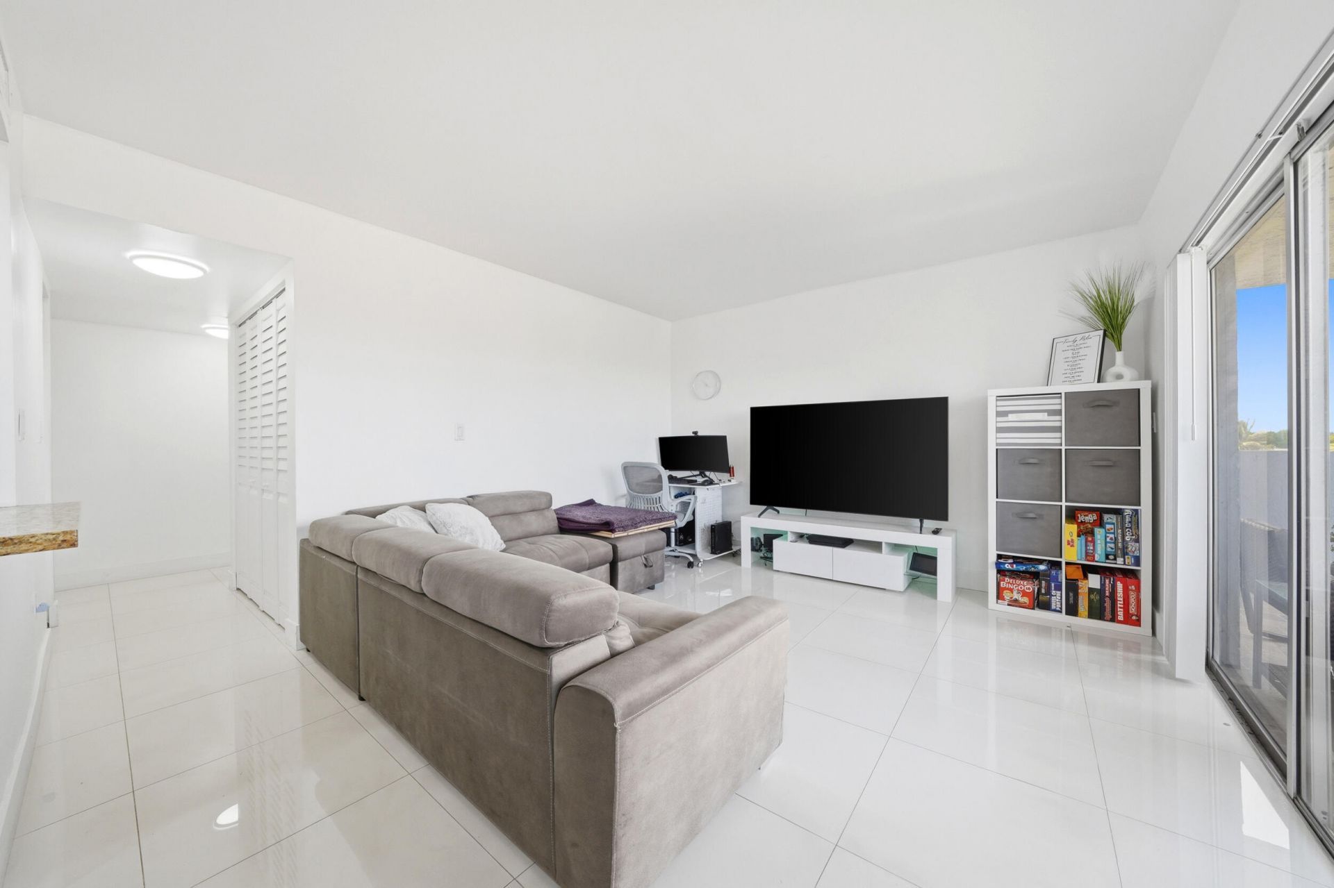 1221 SW 122nd Avenue, Unit 401, Miami, FL 33184 Photo