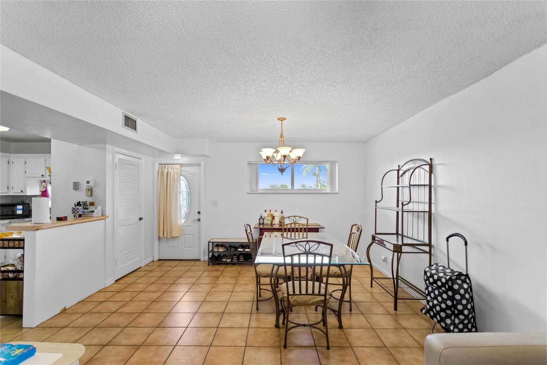 8990 S Hollybrook Boulevard, Unit 305, Pembroke Pines, FL 33025 Photo