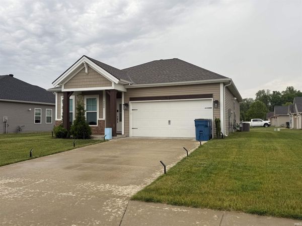 9888 Monte Way, Newburgh, IN 47630