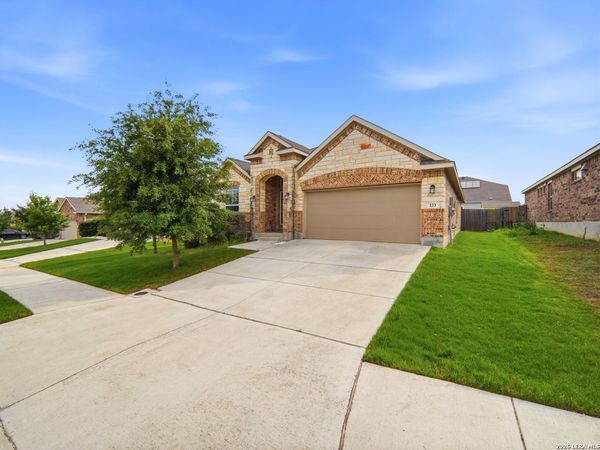 233 HOLLAND PARK, Schertz, TX 78108