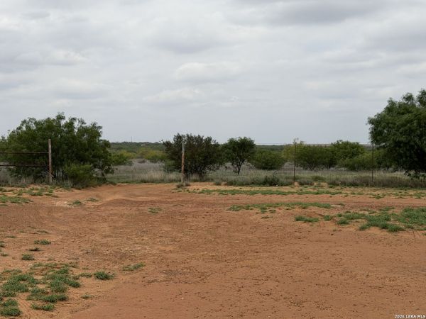 6336 N 1557, Carrizo Springs, TX 78834