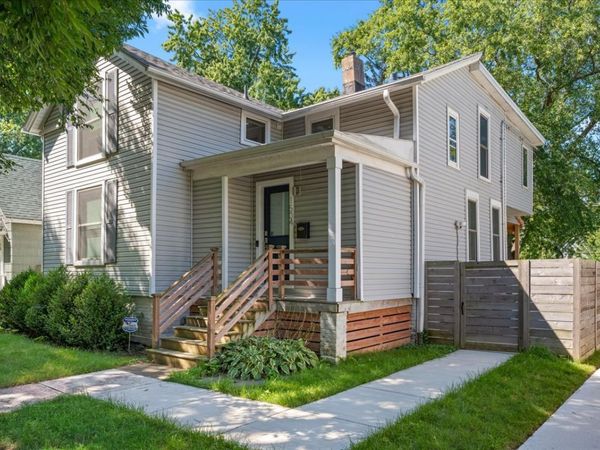 1504 Ashland Avenue , Evanston, IL 60201