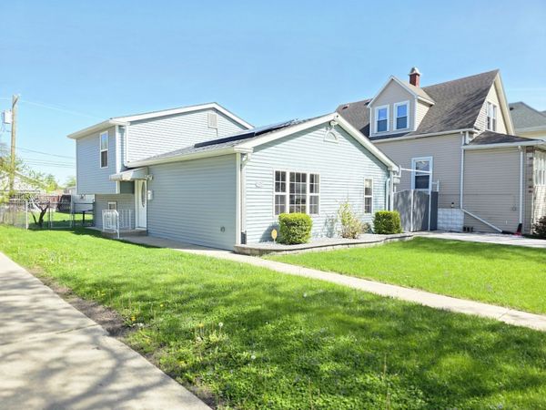 625 S 14th Avenue , Maywood, IL 60153