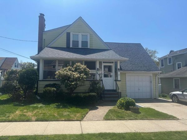 50 Kingston Ave, Hawthorne, NJ 07506