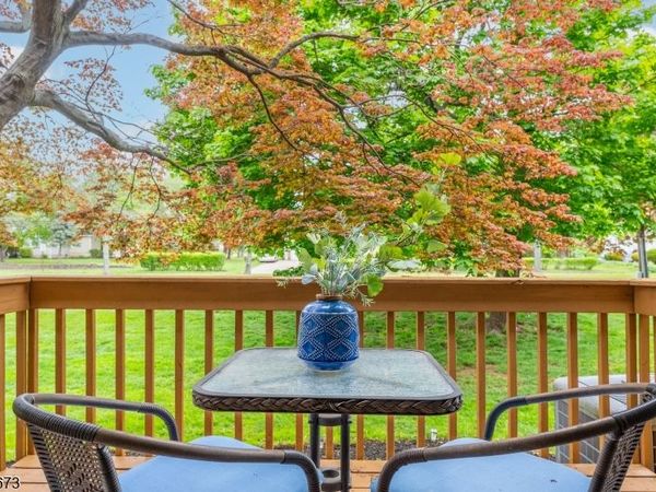 1092 Robin Rd, Hillsborough, NJ 08844