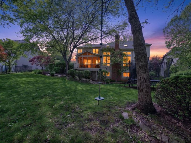 9430 Avemore Court, Dublin, OH 43017 Photo 4