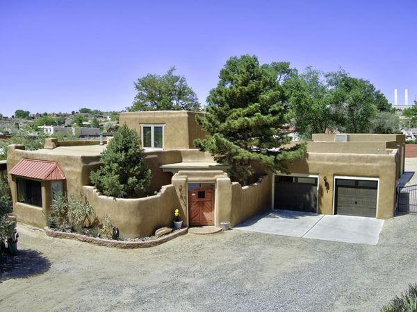 1321 Yippee Calle Court NW, Corrales, NM 87048