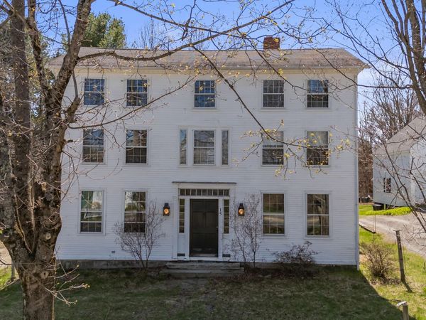 15 Ossipee Trail E, Standish, ME 04084
