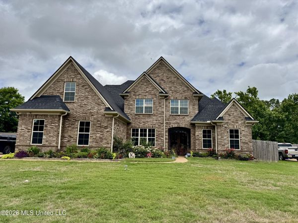 10898 Wiseman Drive, Olive Branch, MS 38654