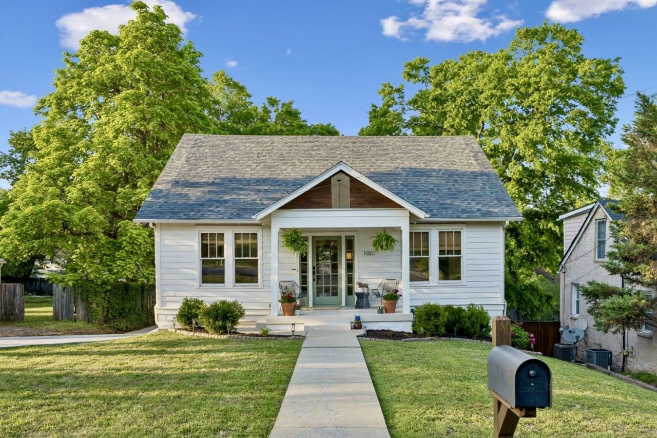 1007 Maynor Ave, Nashville, TN 37216 Main Photo
