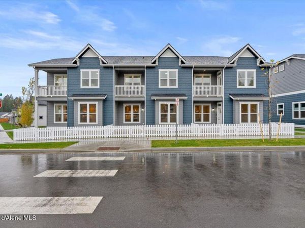 336 E Grosbeak AVE , Hayden, ID 83835