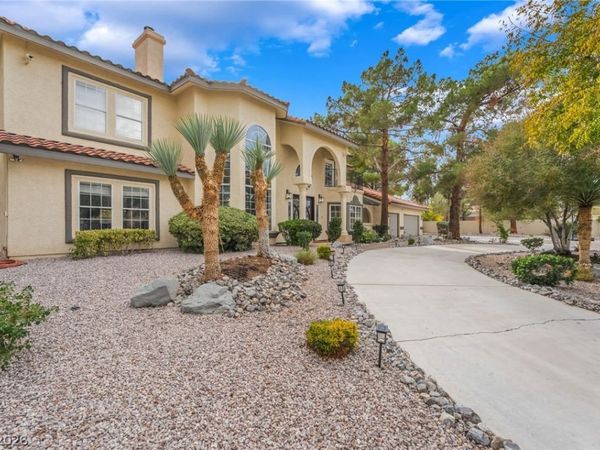 7525 Eldora Avenue , Las Vegas, NV 89117