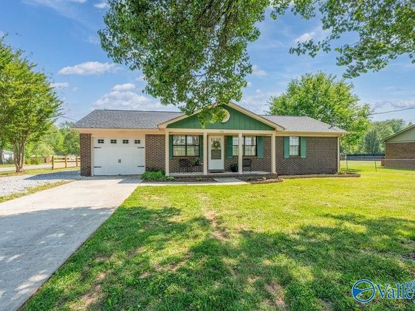 1792 Bobo Section Road, Hazel Green, AL 35750
