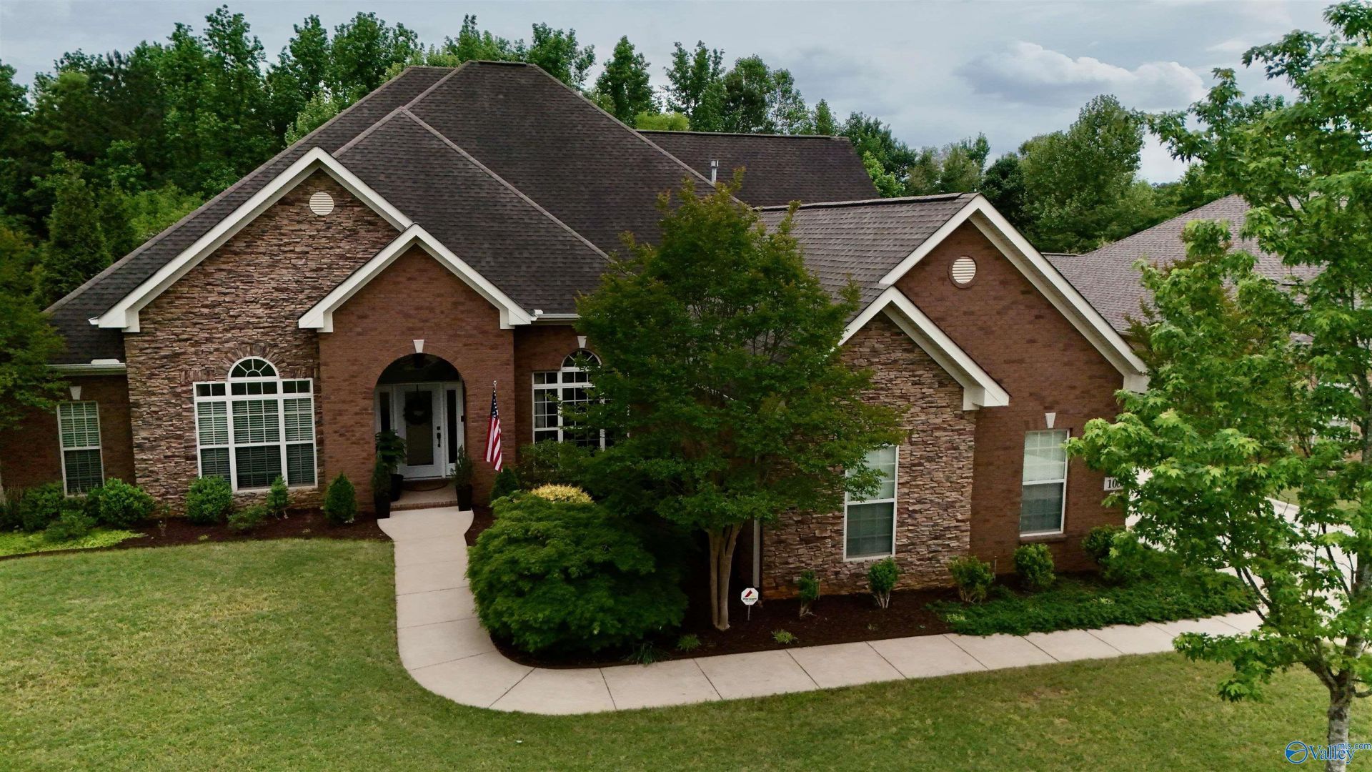 105 Neldabrook Way, Madison, AL 35758 Main Photo