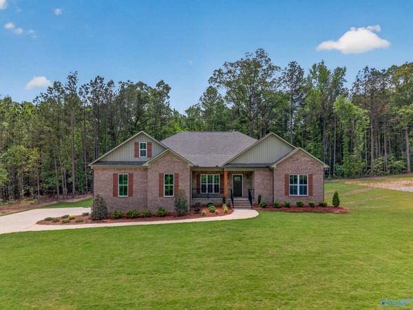 103 Meadow Creek Road, Glencoe, AL 35905