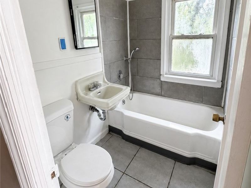 25161 Euclid Avenue , Euclid, OH 44117 Photo 11