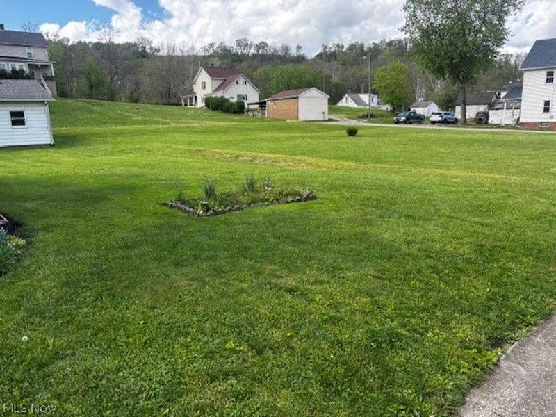 155 Hanna, Adena, OH 43901 Photo 3