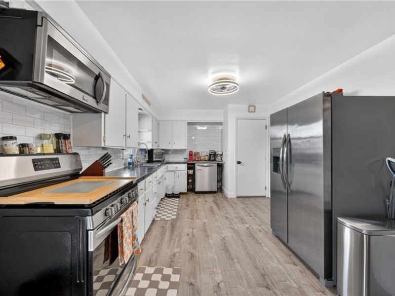 534 E Steels Corners Road , Stow, OH 44224 Photo 9