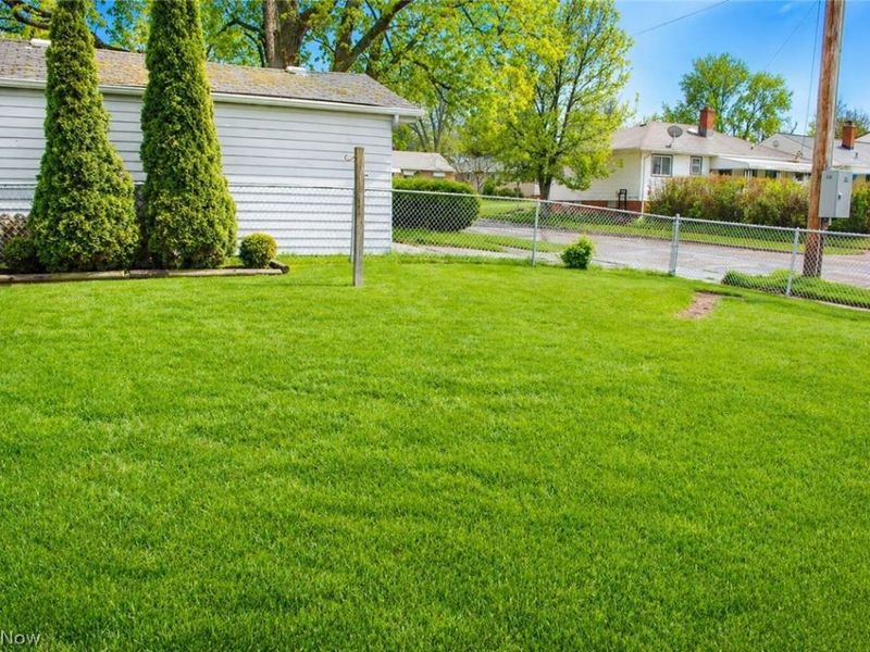 3435 Center Drive , Parma, OH 44134 Photo 39