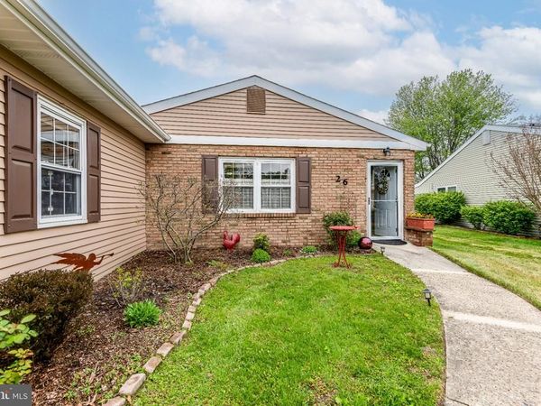 26 THORNBURY PLACE, SOUTHAMPTON, NJ 08088