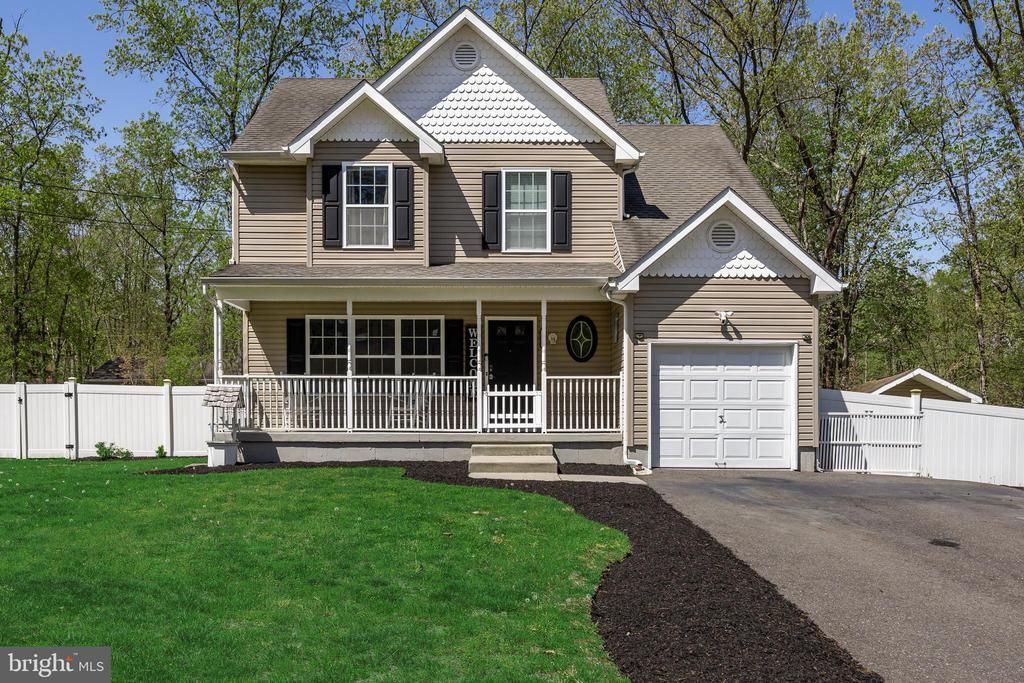 1459 14th Avenue, Williamstown, NJ 08094 Main Photo