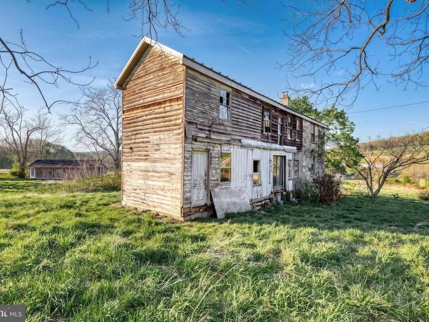 57 Metz Lane, New Bloomfield, PA 17068 Main Photo