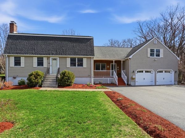 110 Starr Ave, Tewksbury, MA 01876