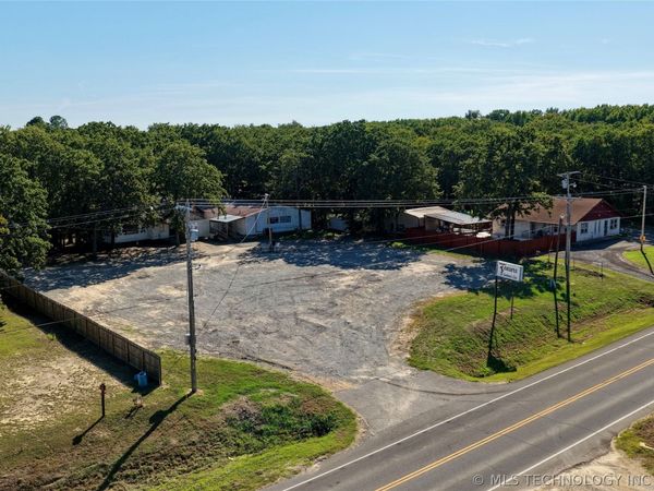 418646 W Texanna Road , Eufaula, OK 74432