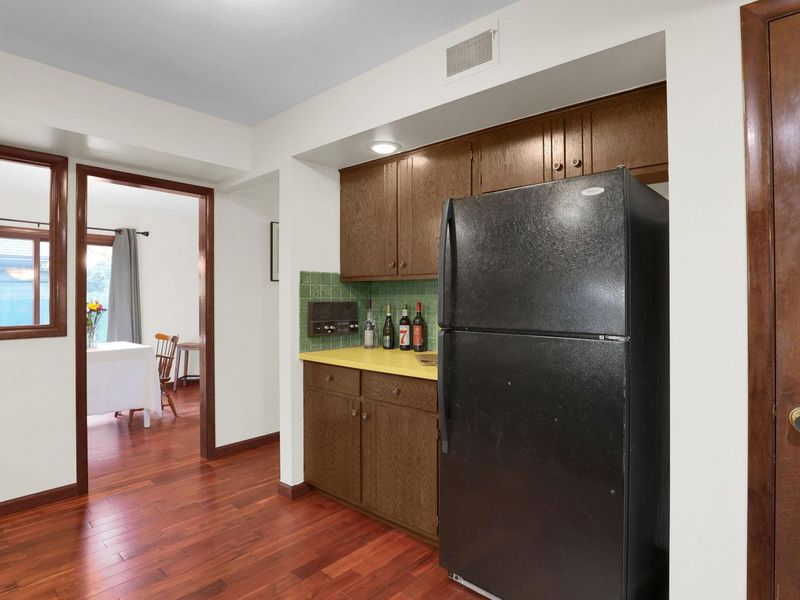 2044 Willowick, Unit # B, Columbus, OH 43229 Photo 14