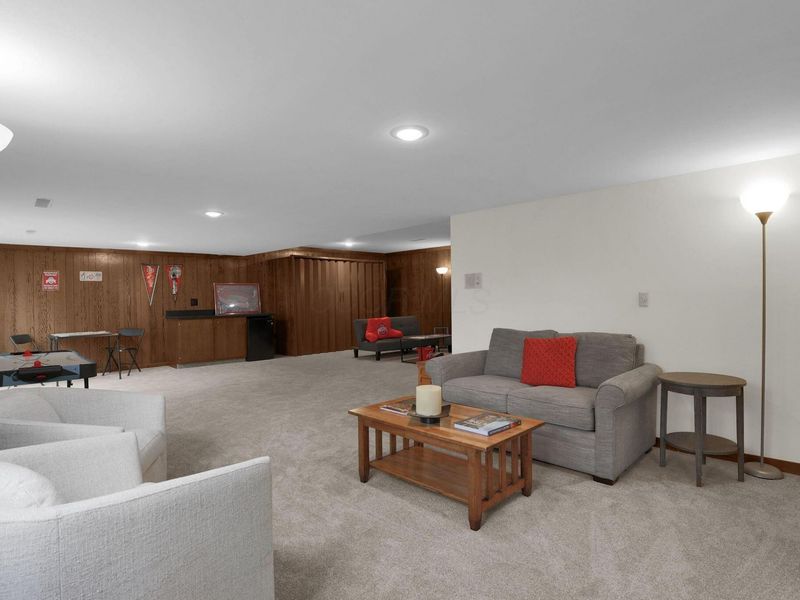 2044 Willowick, Unit # B, Columbus, OH 43229 Photo 26