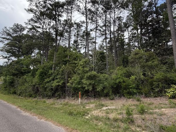 00 Hillwood Ln., Hattiesburg, MS 39443