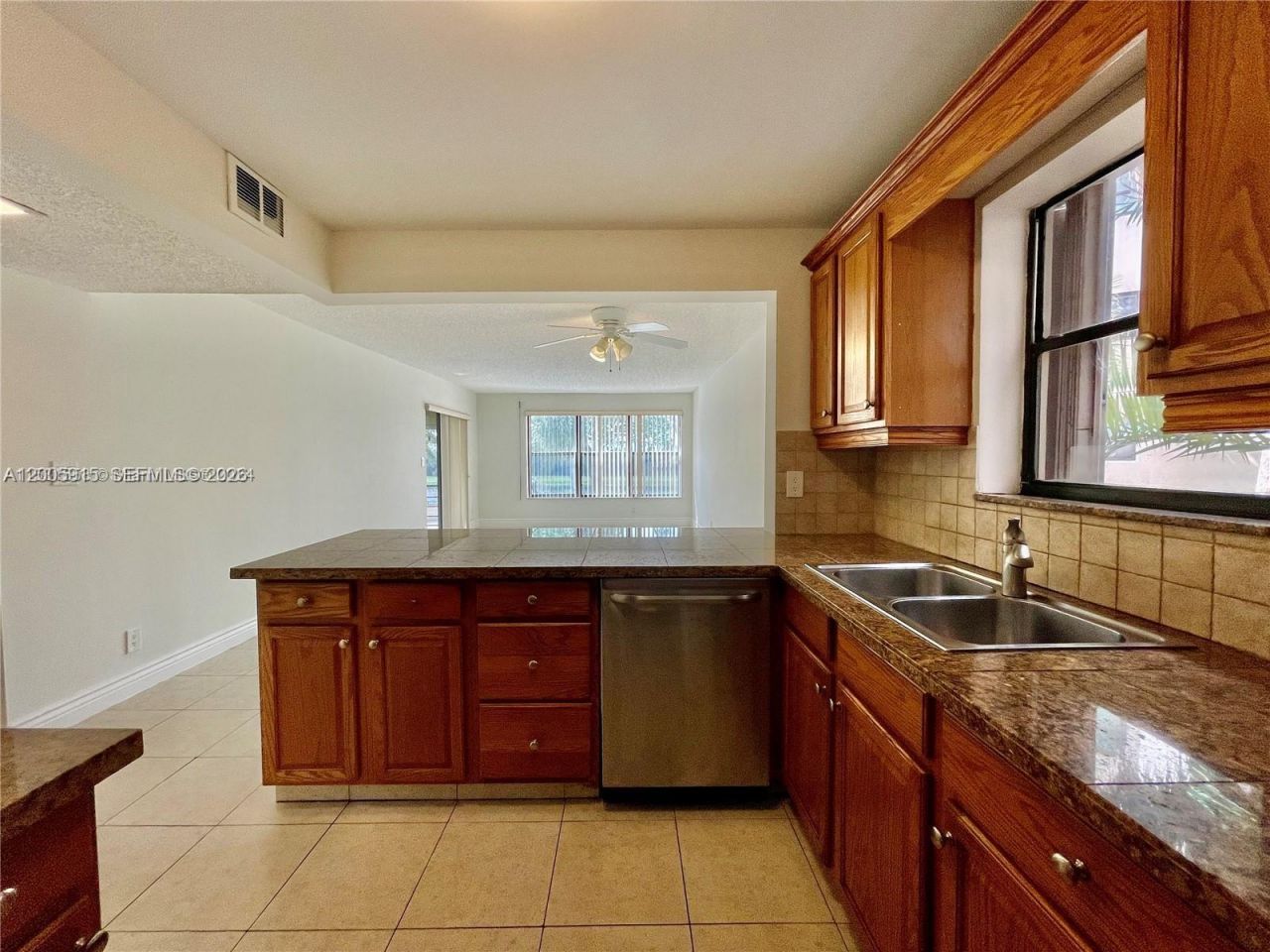 2320 S Cypress Bend Dr , Unit 204, Pompano Beach, FL 33069 Photo