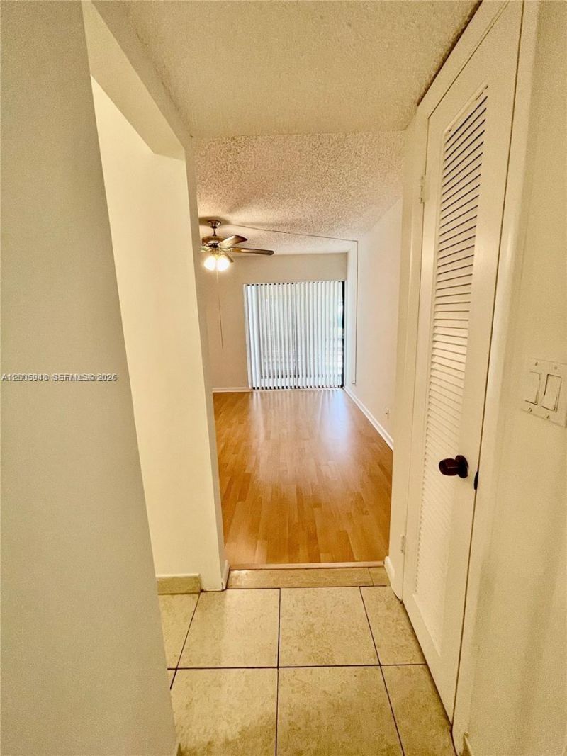 2320 S Cypress Bend Dr , Unit 204, Pompano Beach, FL 33069 Photo