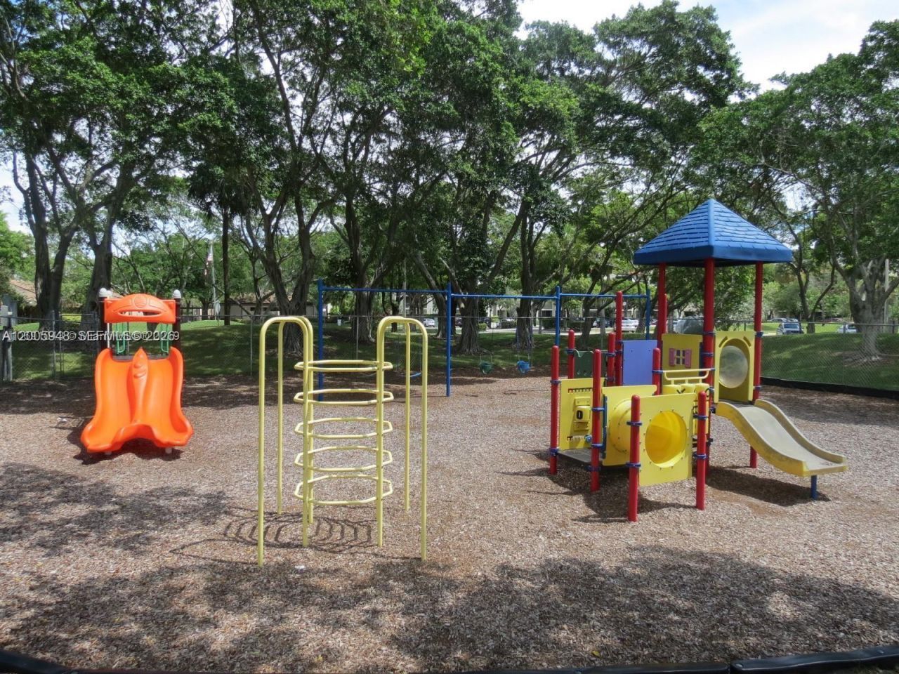 2320 S Cypress Bend Dr , Unit 204, Pompano Beach, FL 33069 Photo