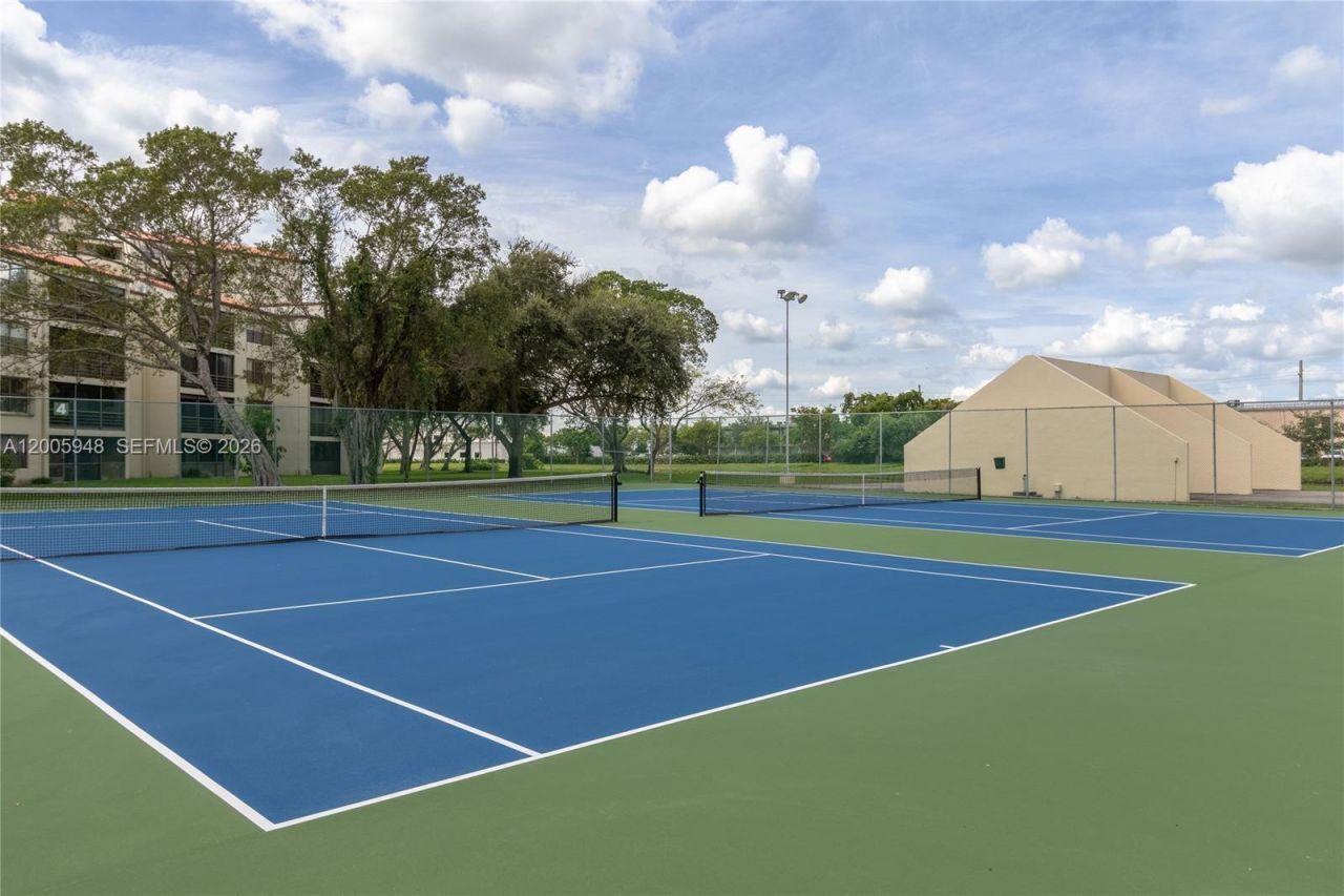 2320 S Cypress Bend Dr , Unit 204, Pompano Beach, FL 33069 Photo