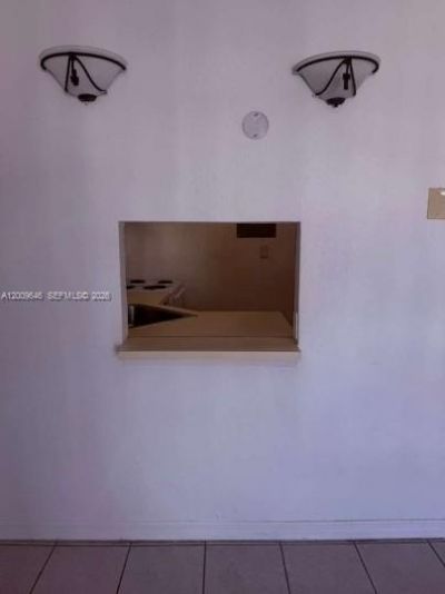4550 NW 9th St , Unit 911E, Miami, FL 33126 Photo