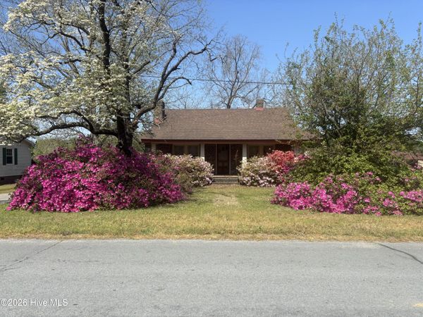 207 Kimbrough Road , Clinton, NC 28328