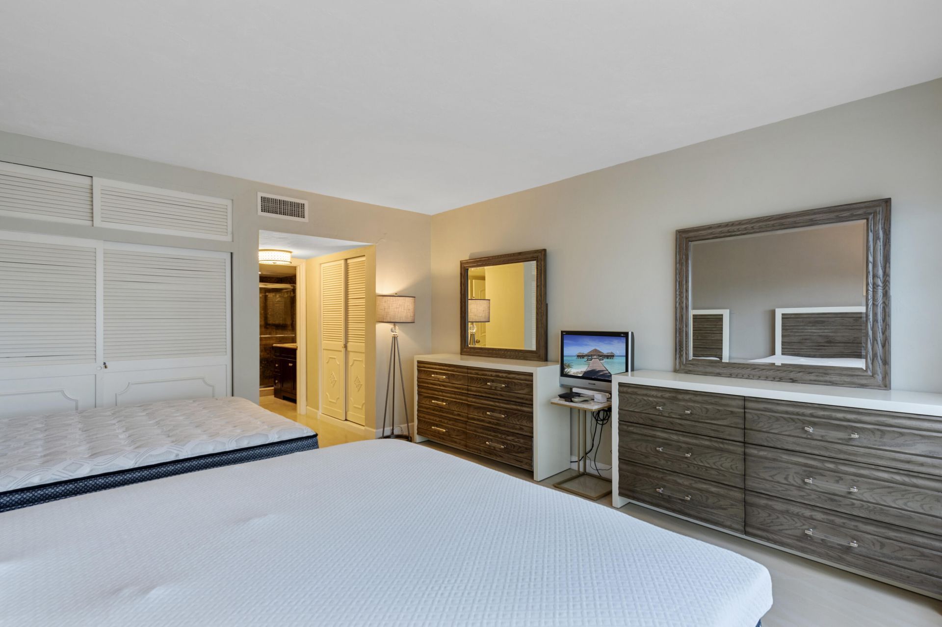3850 Galt Ocean Drive, Unit 308, Fort Lauderdale, FL 33308 Photo