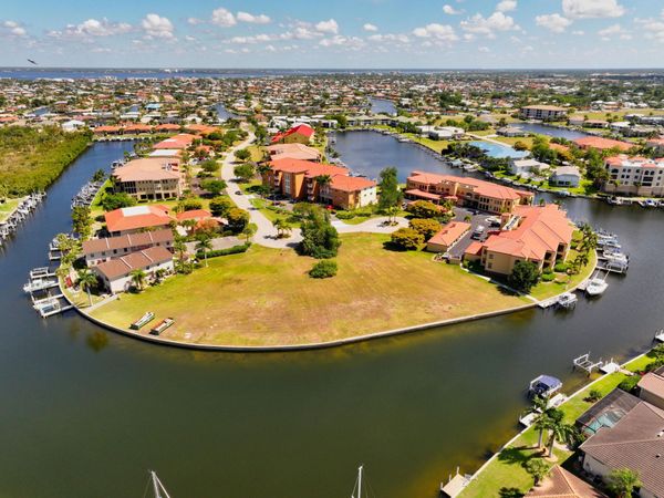 3339 Purple Martin Drive, Punta Gorda, FL 33950